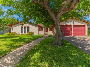 2221 Vanderbilt Ct, Denton, TX 76201