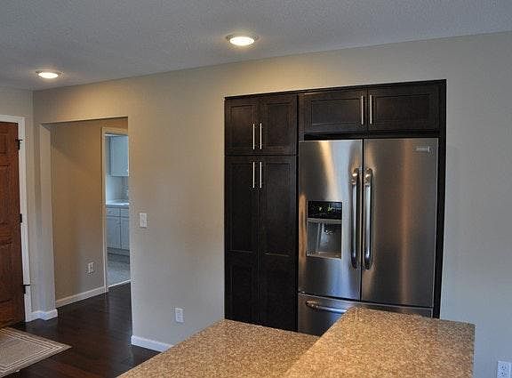 Kitchen w/SS Appliances