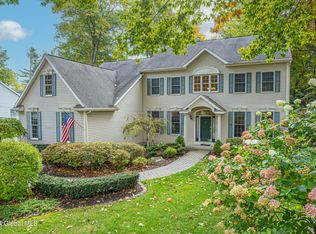 55 Regatta View Dr, Saratoga Springs, NY 12866