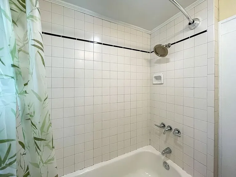 10 Latta St #A — Photo 16