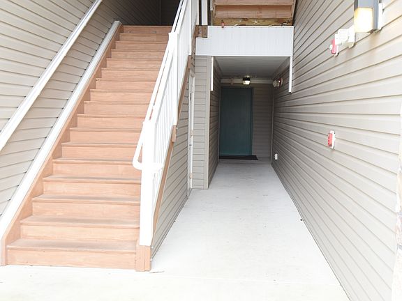 3rd image of 632 Condo Club Dr #632