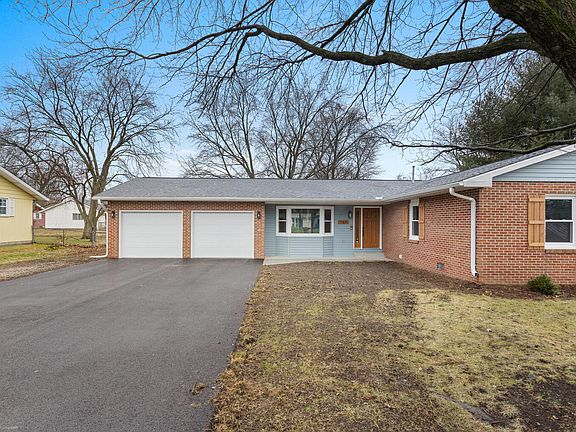 2nd image of 704 Hillside Dr