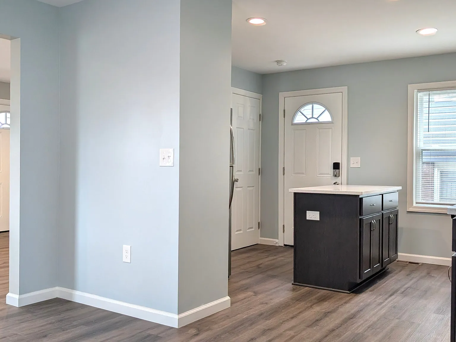 3 bed, 1150 sqft, $1,795 — Photo 3