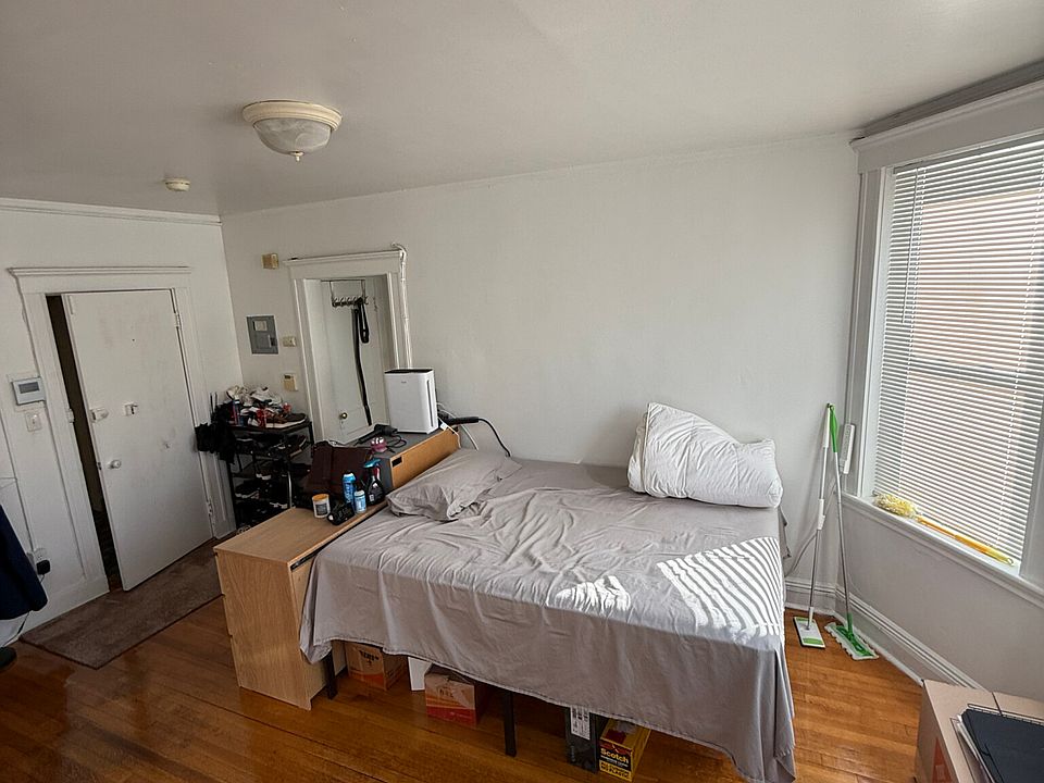 1st image of 121 Park Dr #40F