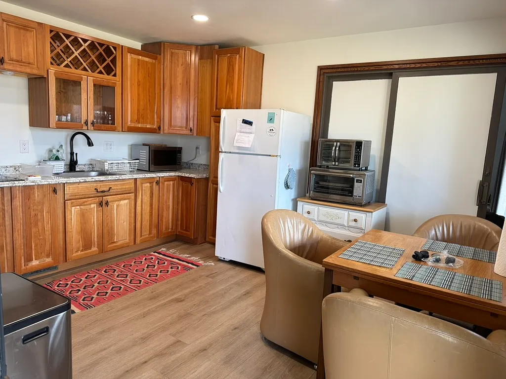 Building Photo - 1703 S Uinta Way