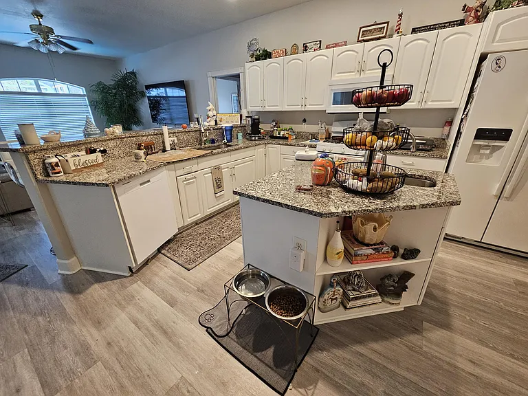 2720 SE Kern Rd — Photo 10