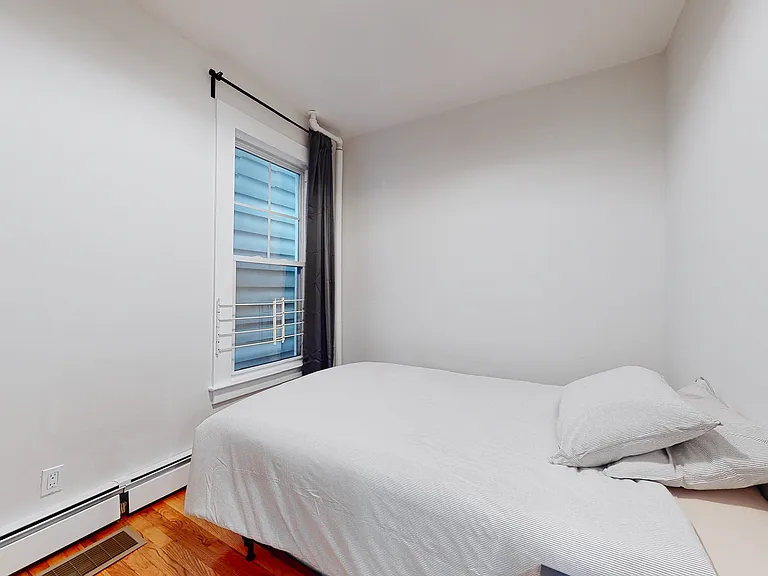 86 Edwards St #1 — Photo 27