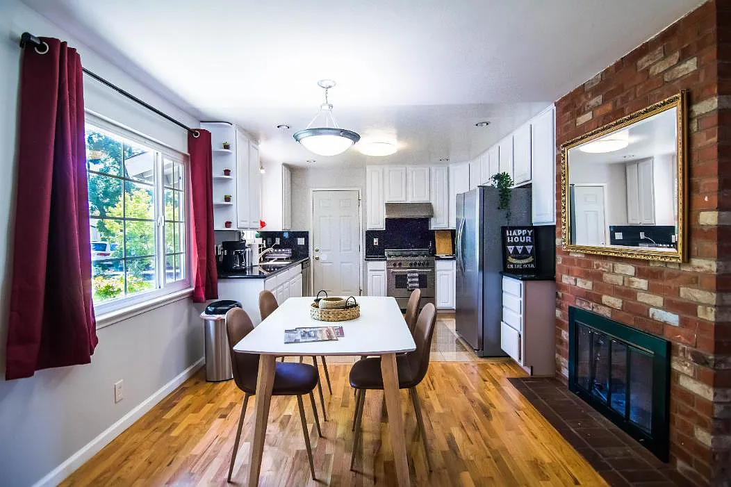 6909 W Riverside Way — Photo 2