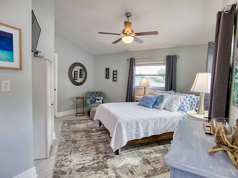 5042 Linda St #A — Photo 11