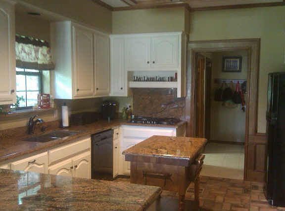 2nd image of 4032 Eggenhufer Cir