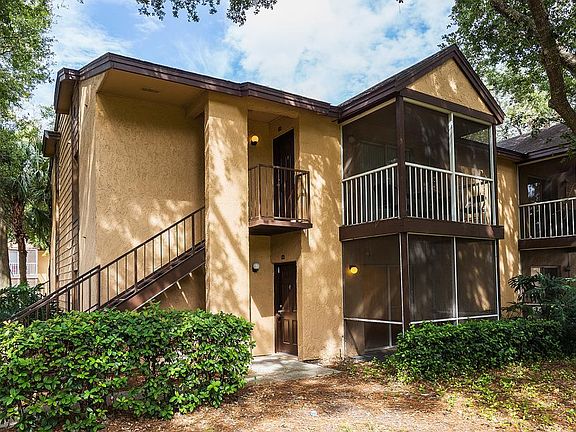 2nd image of 3851 Bay Club Cir Unit 104