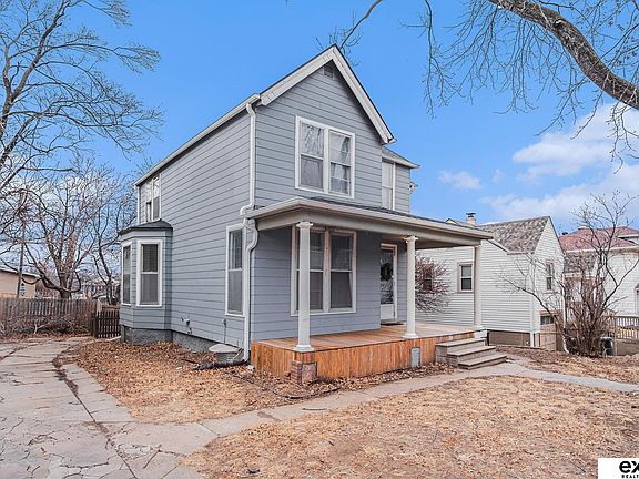 2nd image of 608 N 41st Ave