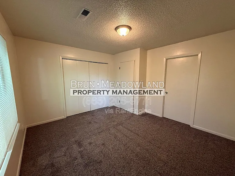 10417 Victoria Dr #C — Photo 29