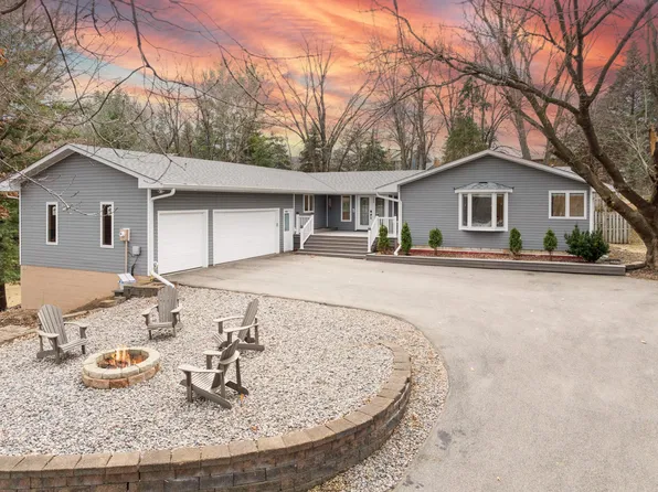 9032 W Bush Lake Rd, Bloomington, MN 55438