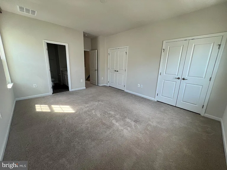 526 River Rd — Photo 29