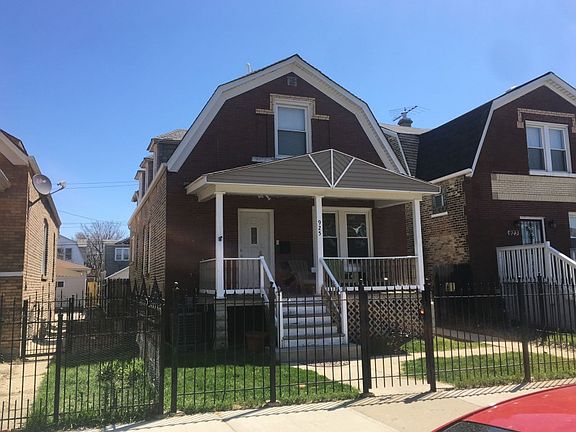 2nd image of 925 N Keeler Ave #1