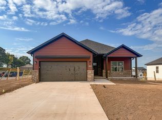 2502 W McGuffey St, Ozark, MO 65721