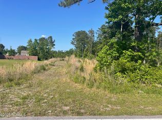 685 Morris Landing Rd, Holly Ridge, NC 28445