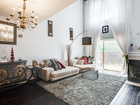 2nd image of 3290 Cool Springs Ct