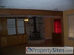 3rd image of 699 Haynes Dr