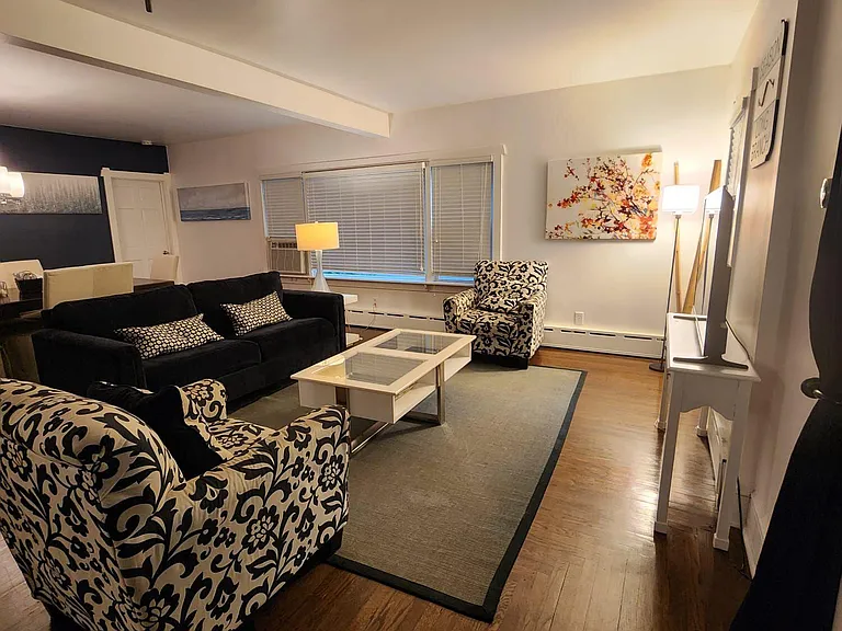 393 Bath Ave — Photo 22