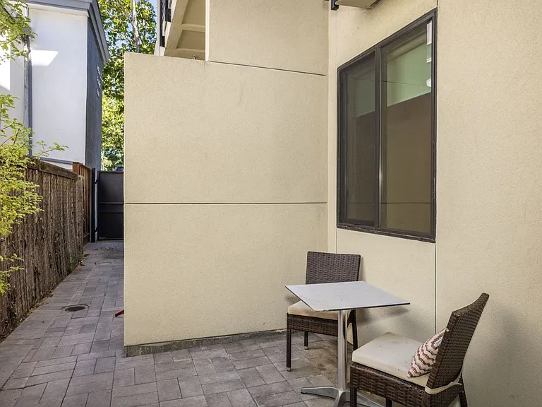 1285 El Camino Real — Photo 21