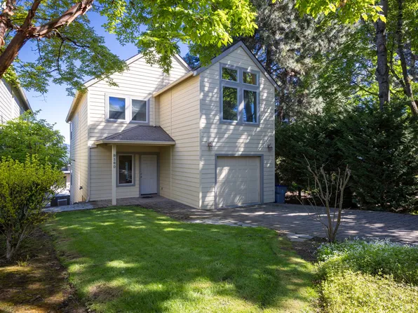 2160 Salmon Ln, Hood River, OR 97031