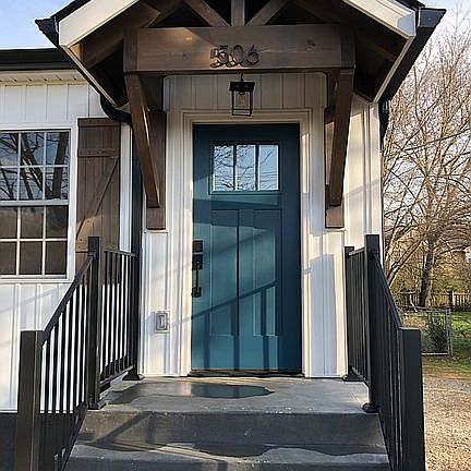 2nd image of 506 Henrietta Dr