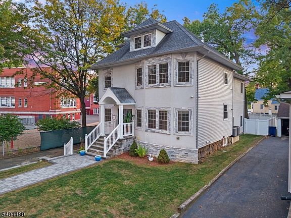 2nd image of 81 Fairmount Ave