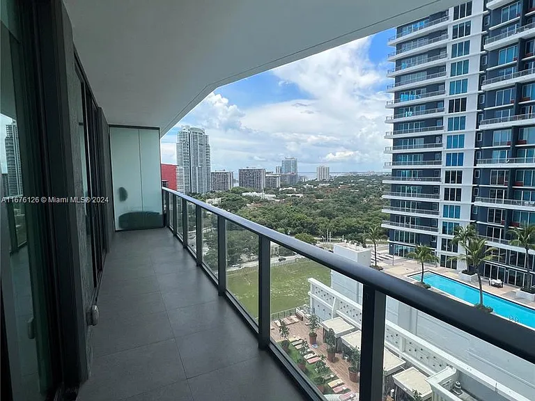1300 S Miami Ave #18 — Photo 17
