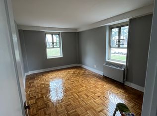 67-02 182nd St #1, Fresh Meadows, NY 11365