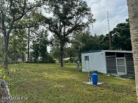 2nd image of 105 HICKORY NUT Trail