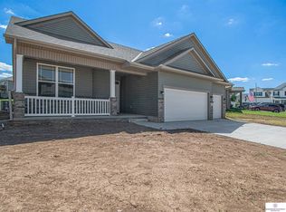 18457 Redwood St, Omaha, NE 68136