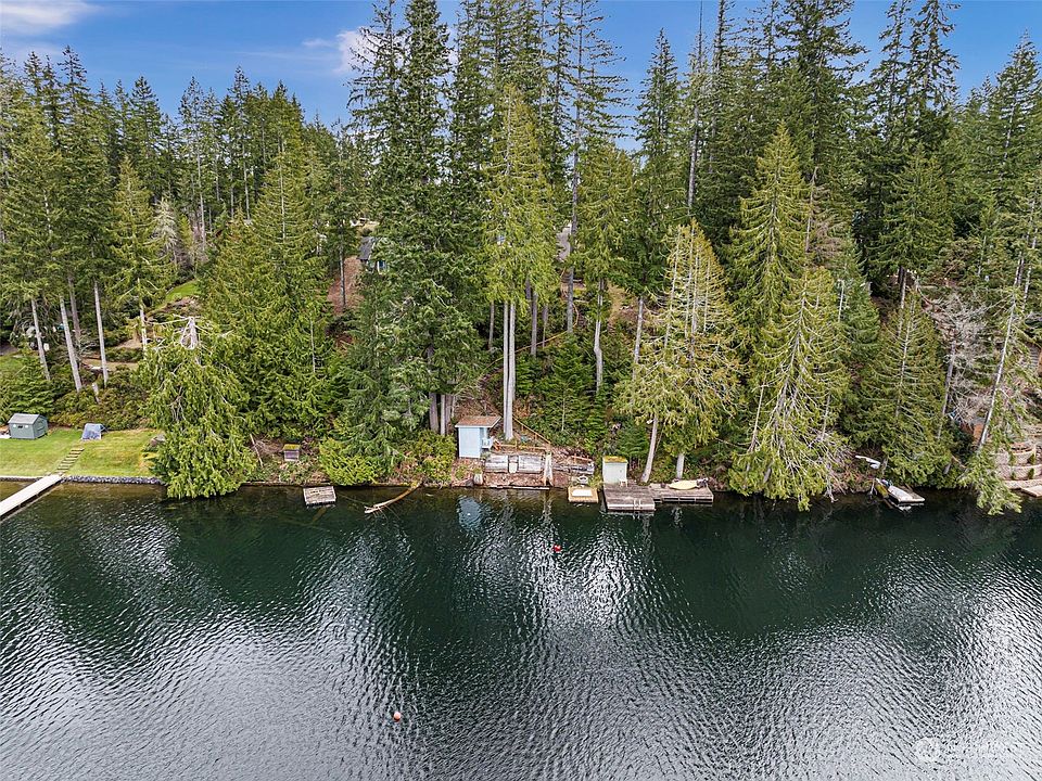 1st image of 591 NE Haven Lake Drive