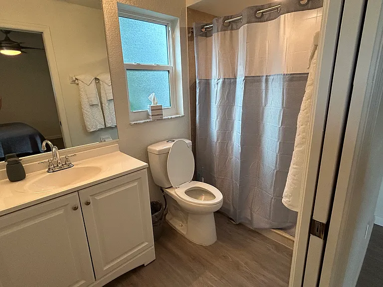 Main Bathroom