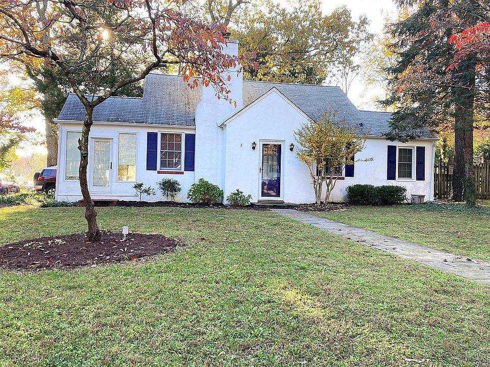 2nd image of 222 Sillery Bay Rd