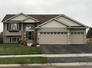 3060 Kalenda Ave NE, Saint Michael, MN 55376