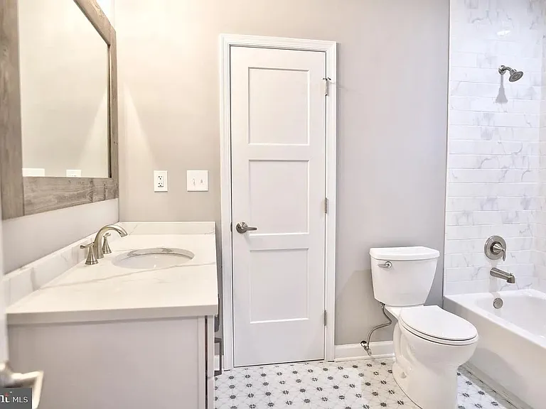 211 Sillery Bay Rd — Photo 33