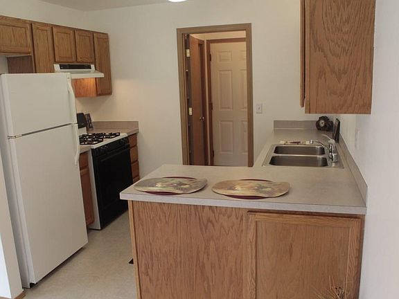4th image of 16331 Birkland St SE