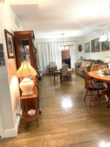 220 SW 9th Ave APT 521, Hallandale Beach, FL, 33009