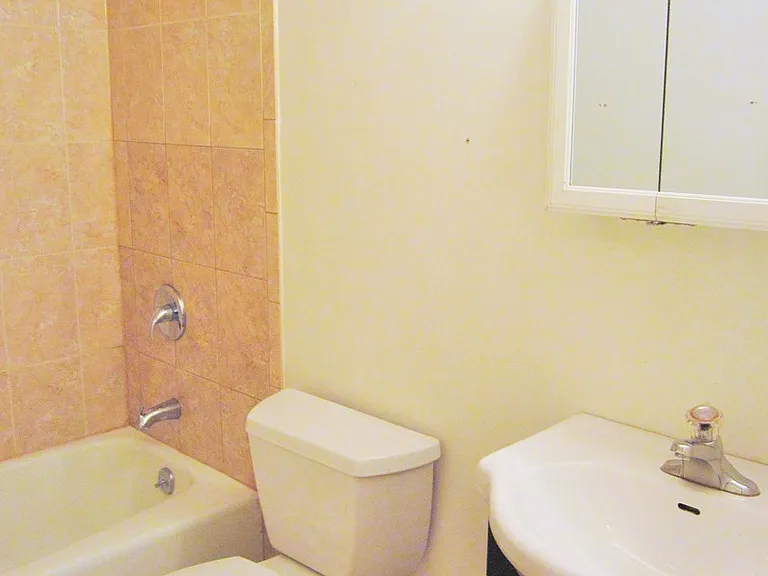 2300 Beau Monde Ln #111 — Photo 9