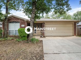 1113 Glen Creek Dr, Mansfield, TX 76063