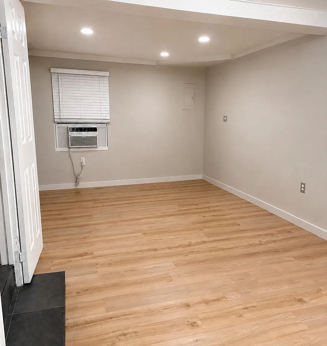 1 bed, 1.0 bath, 1790 sqft, $1,500 — Photo 1