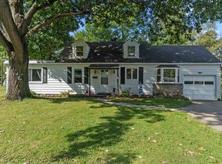 5710 Fernwood Ave, Fort Wayne, IN 46809