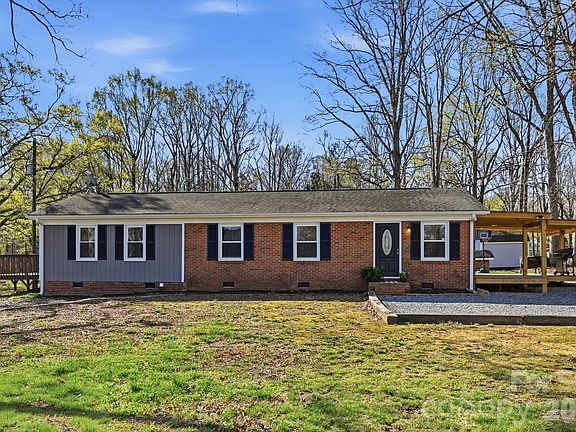 2nd image of 2303 Long Hope Rd