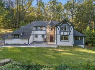 74 Mountain View Rd E, Asbury, NJ 08802