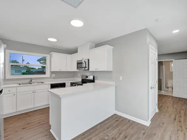 3330 SW 18TH Street, Fort Lauderdale, FL 33312