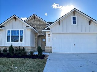 3030 Teller Dr, Bryan, TX 77808