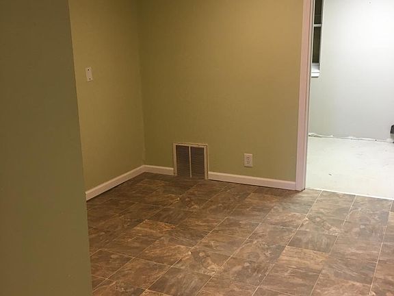 Kitchen- area for table