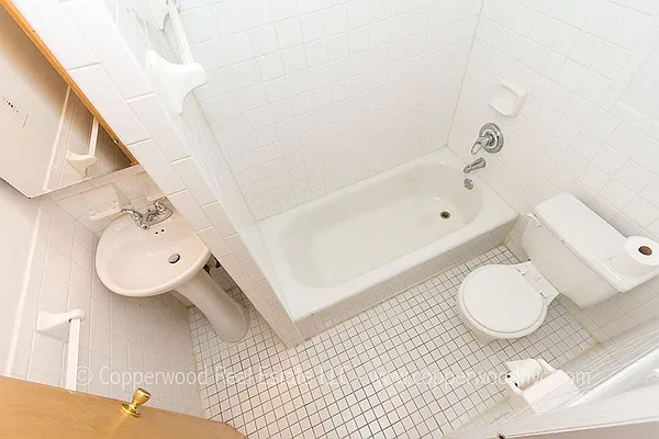 Rented by Copperwood Real Estate | media 22